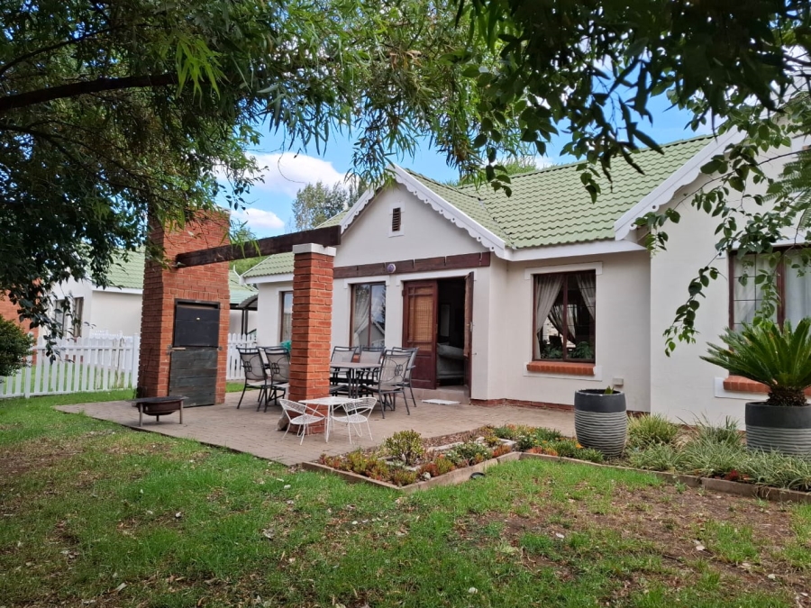 3 Bedroom Property for Sale in Hillside Free State